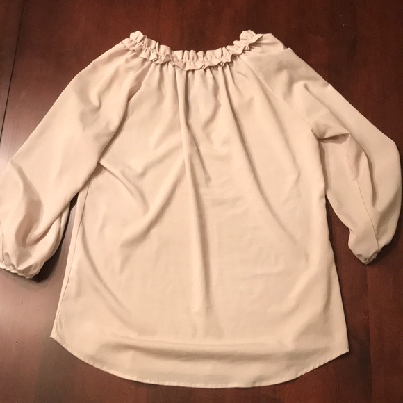 FINAL PRICE 💼 Pale Taupe Blouse - Picture 5 of 5